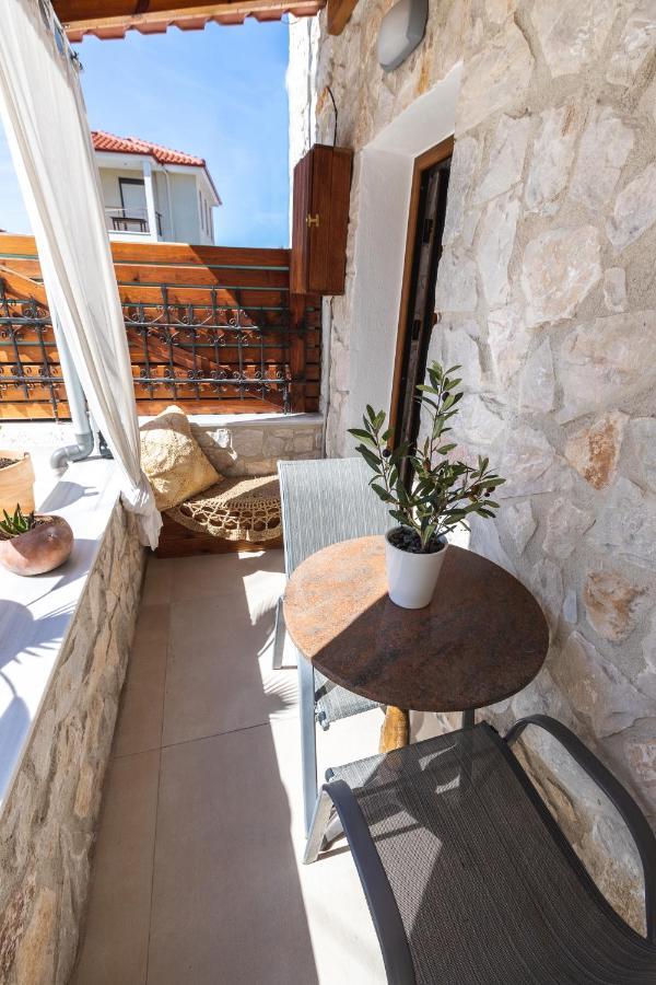 Nymphes House Pefkochori Vila Exterior foto
